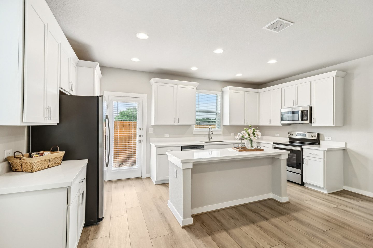 Solstice Springs - Homes for Rent Image 2