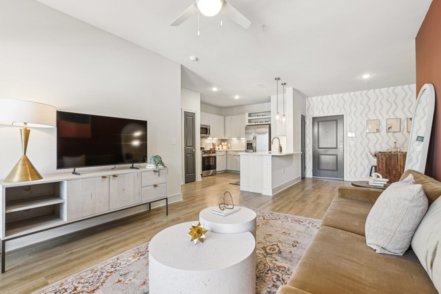 Sopra Luxury Living Image 2