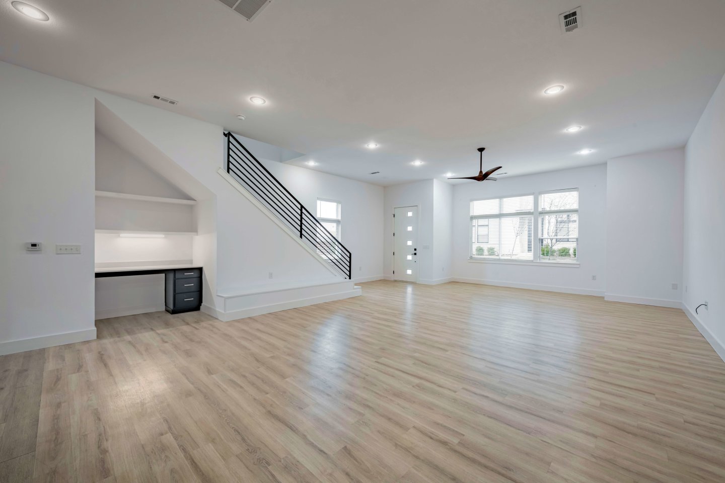 Parkside Row Image 9