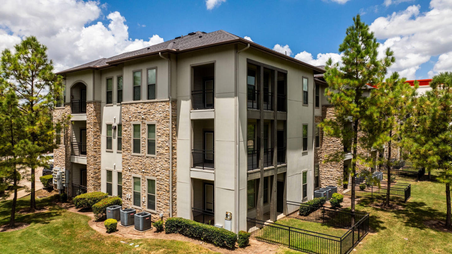 Olympus at Waterside Estates Image 4