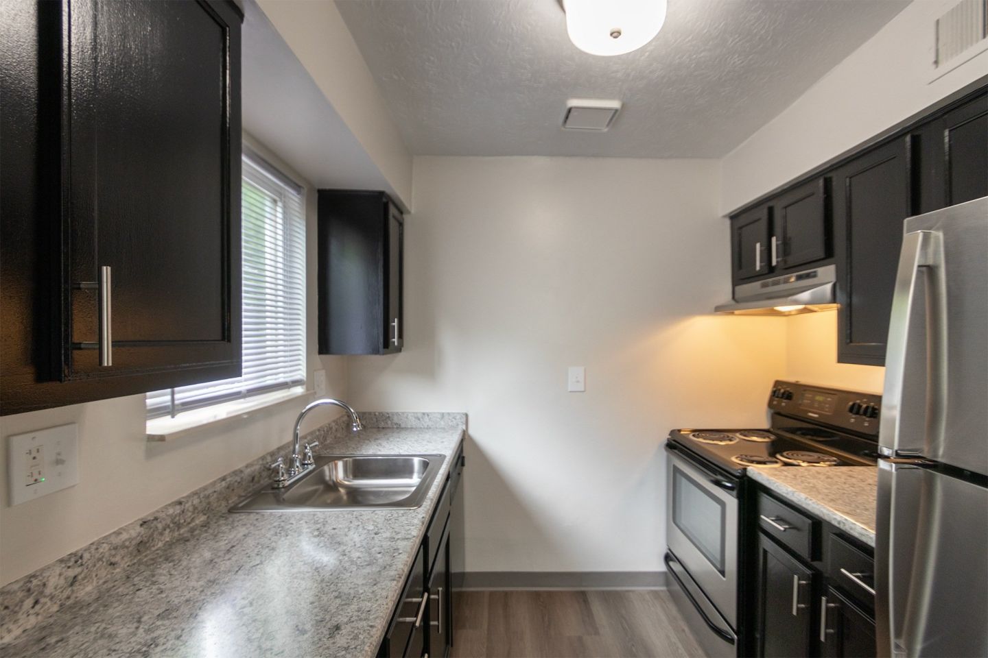 Deer Hill Image 22