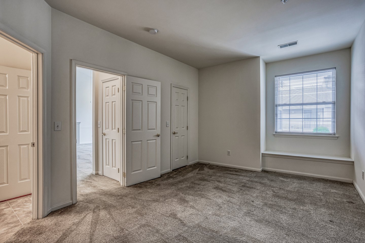 Pine Valley Apartments Image 10
