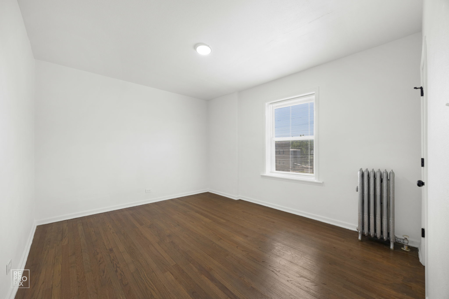 8159 S Drexel Ave Image 13