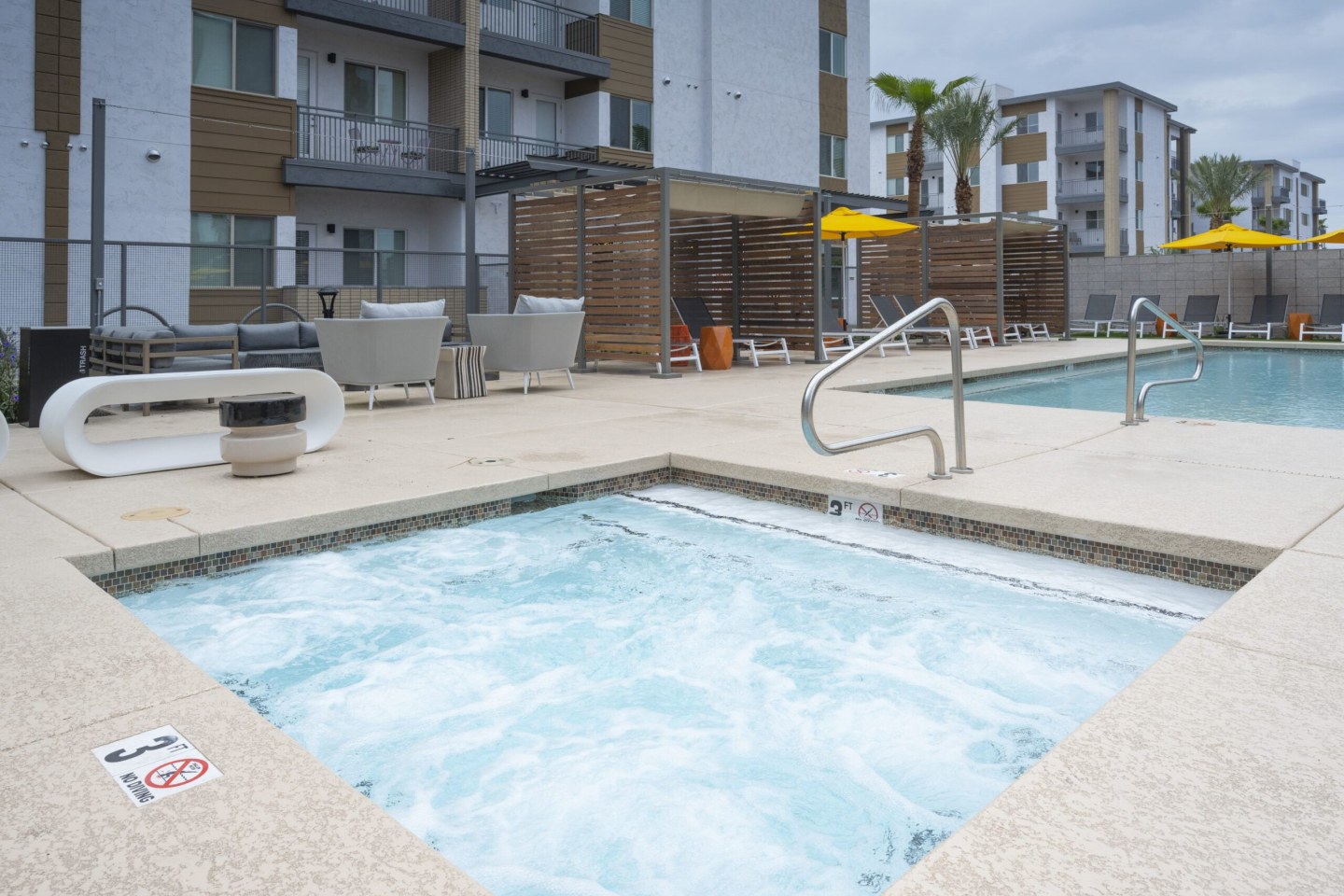 Lucent Scottsdale Image 3