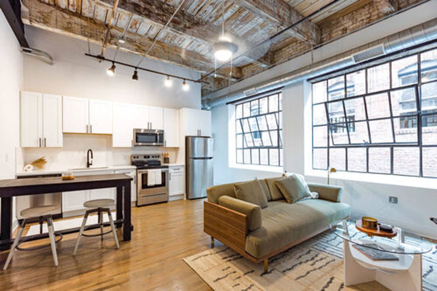 Lofts at Abrams Fixtures Image 5