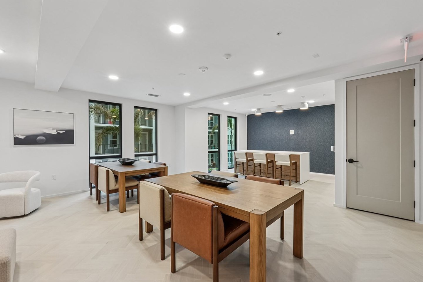 Linz Bayview Apartments Image 11