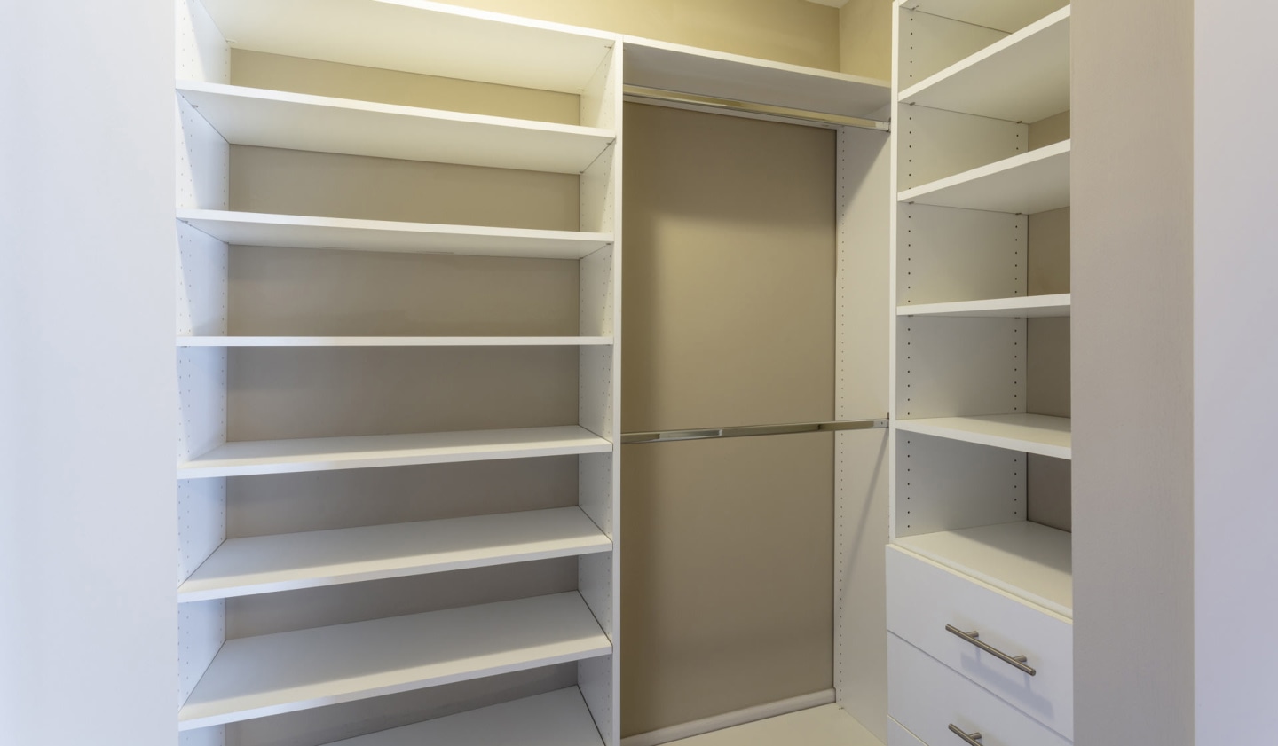 Axiom Apartment Homes Image 13