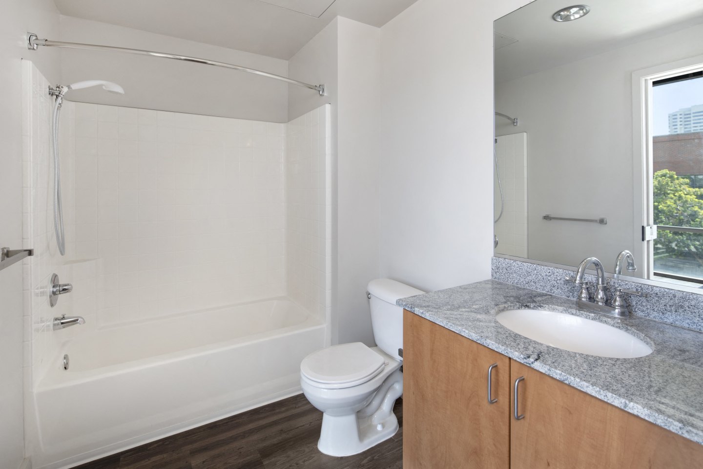 Vela Apartment Homes Image 6
