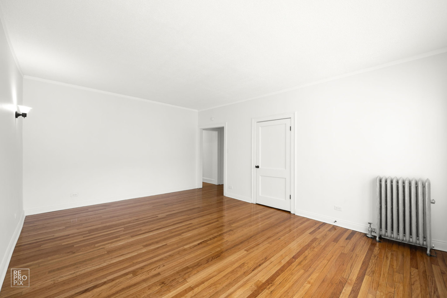 7930 S Ingleside East Chatham Apartments Image 15