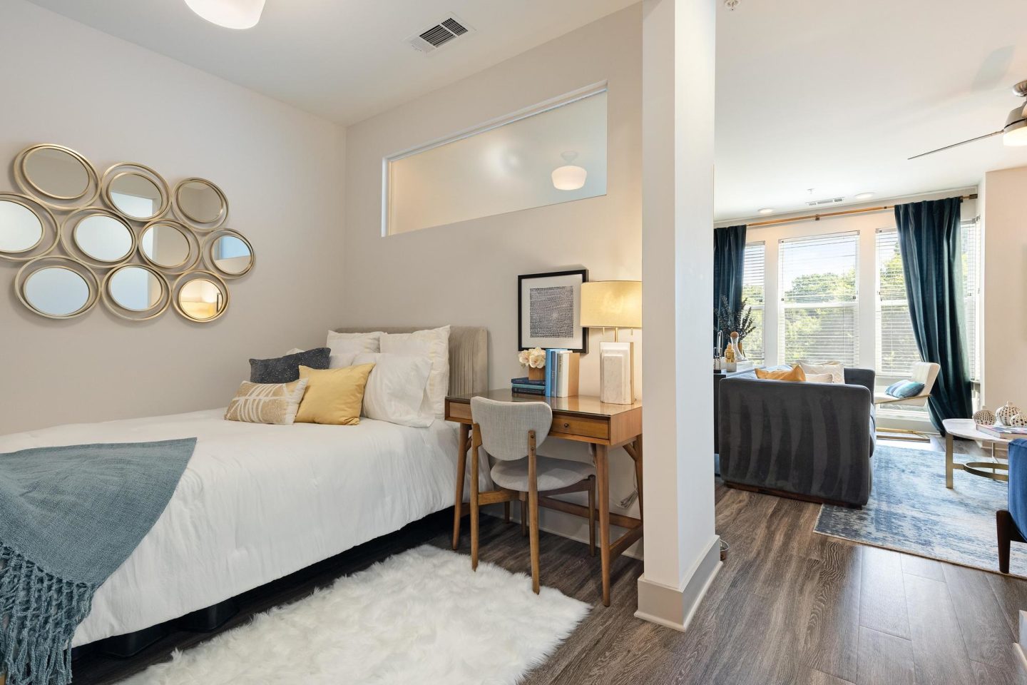 The Dartmouth North Hills Apartments Image 9