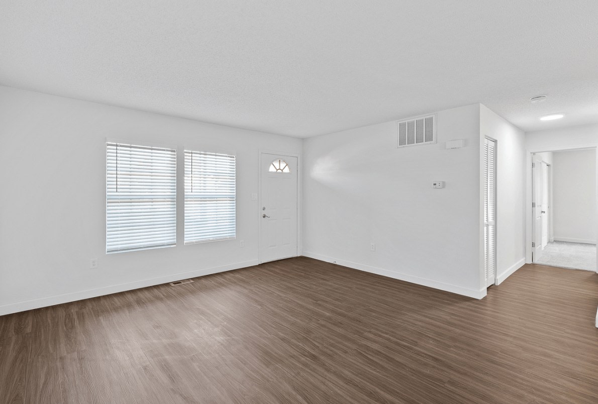 Apartments at Urbana Image 46