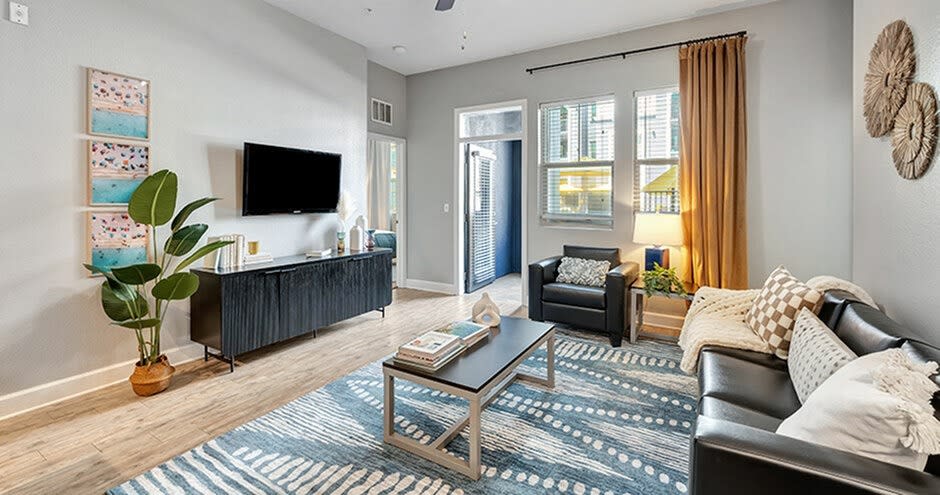 Student Housing - Iconic on Alvarado Image 11