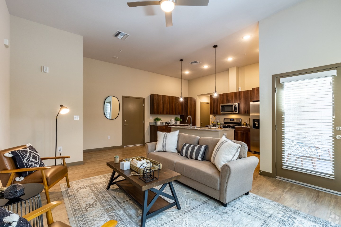 Brownstone Apartments Image 8