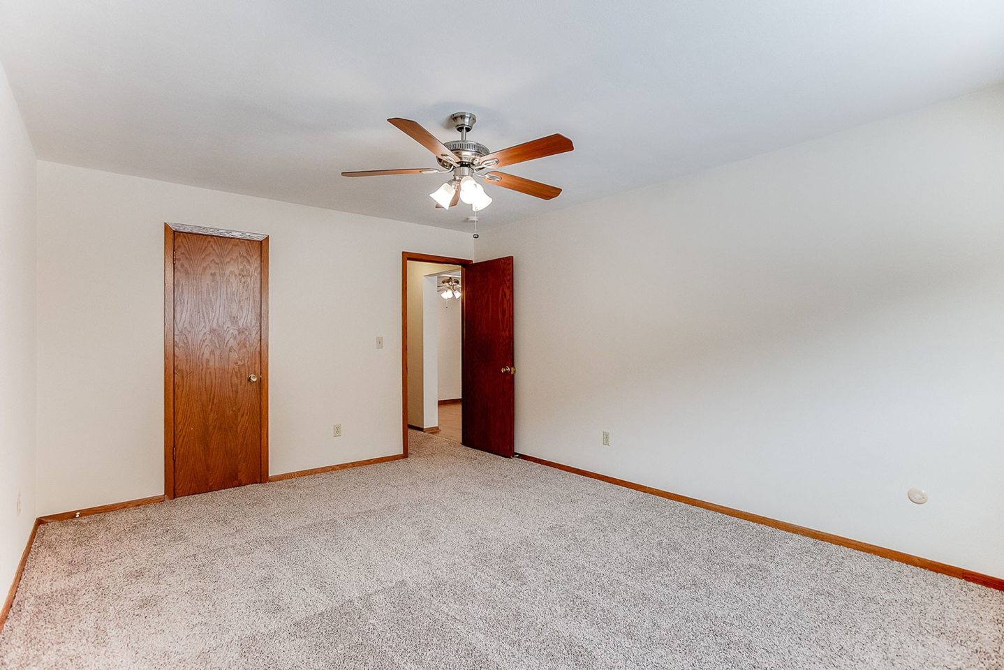 Mark Court Apartments Image 4