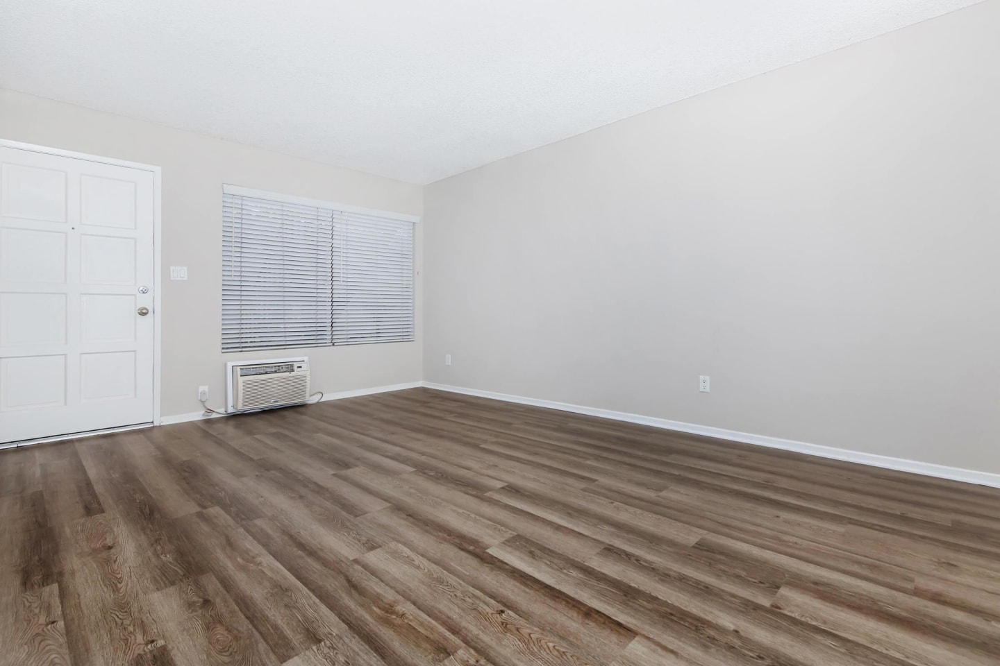Wateridge Apartment Homes Image 39