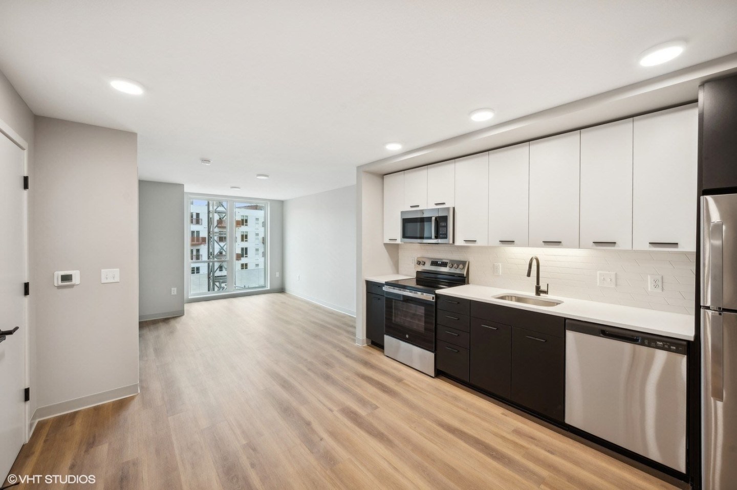 Harbourline Apartments Image 22