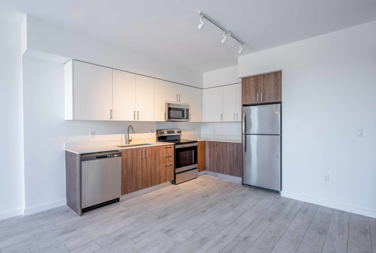 Countyline Apartments Image 3