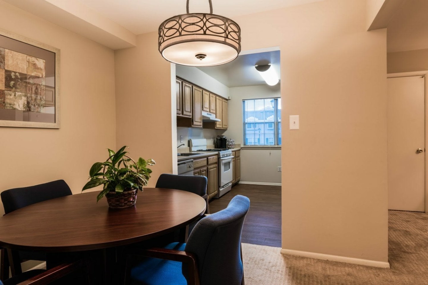 Stirling Court Image 13