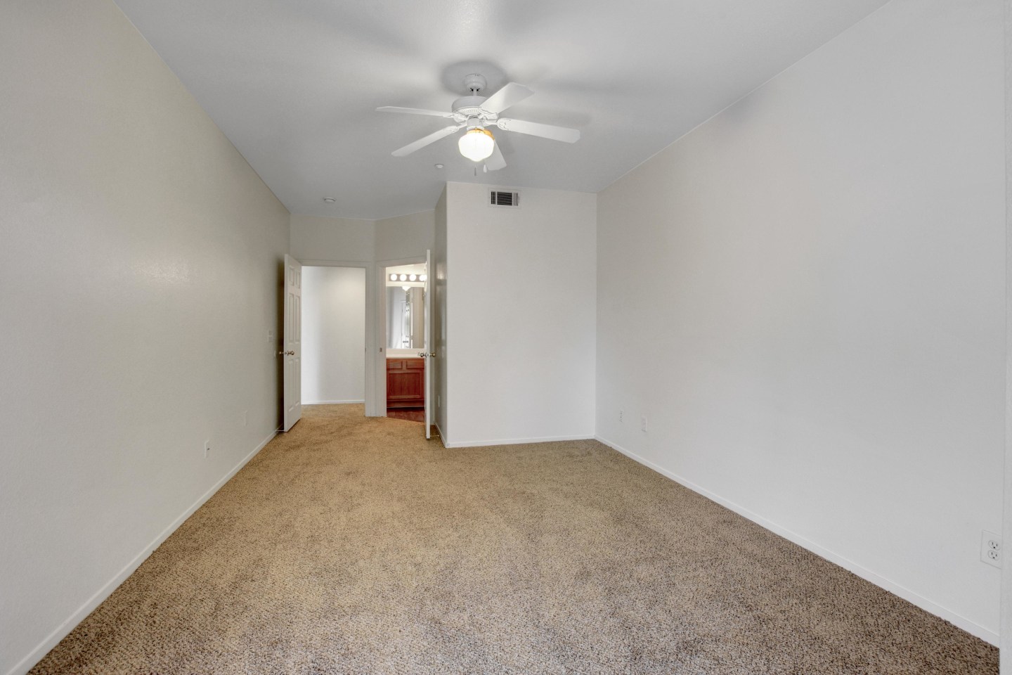 Aspen Peak Apartments Image 27
