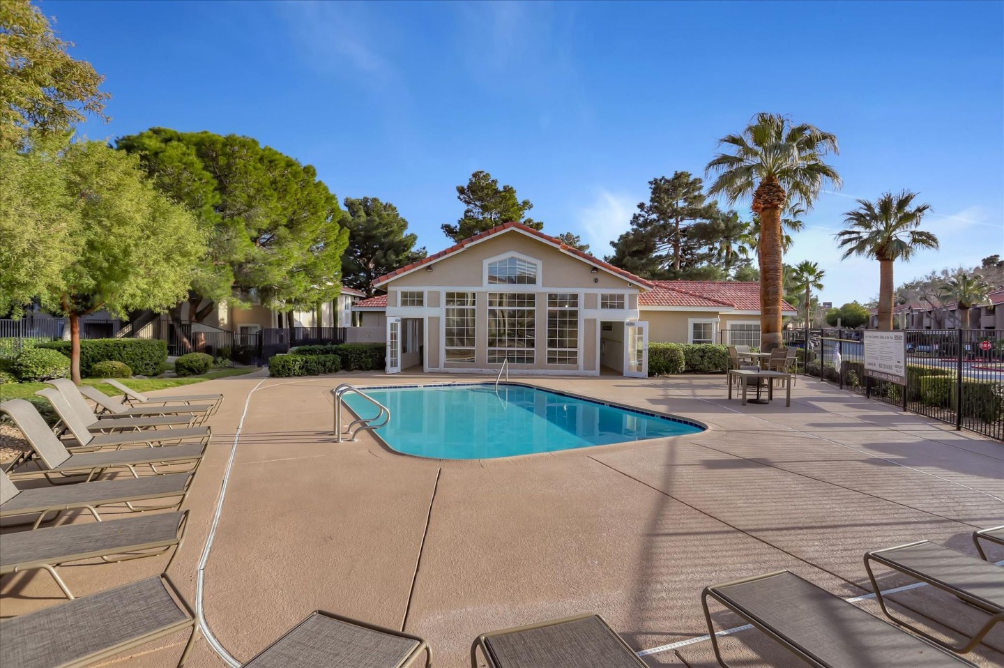 Sterling Summerland Image 20