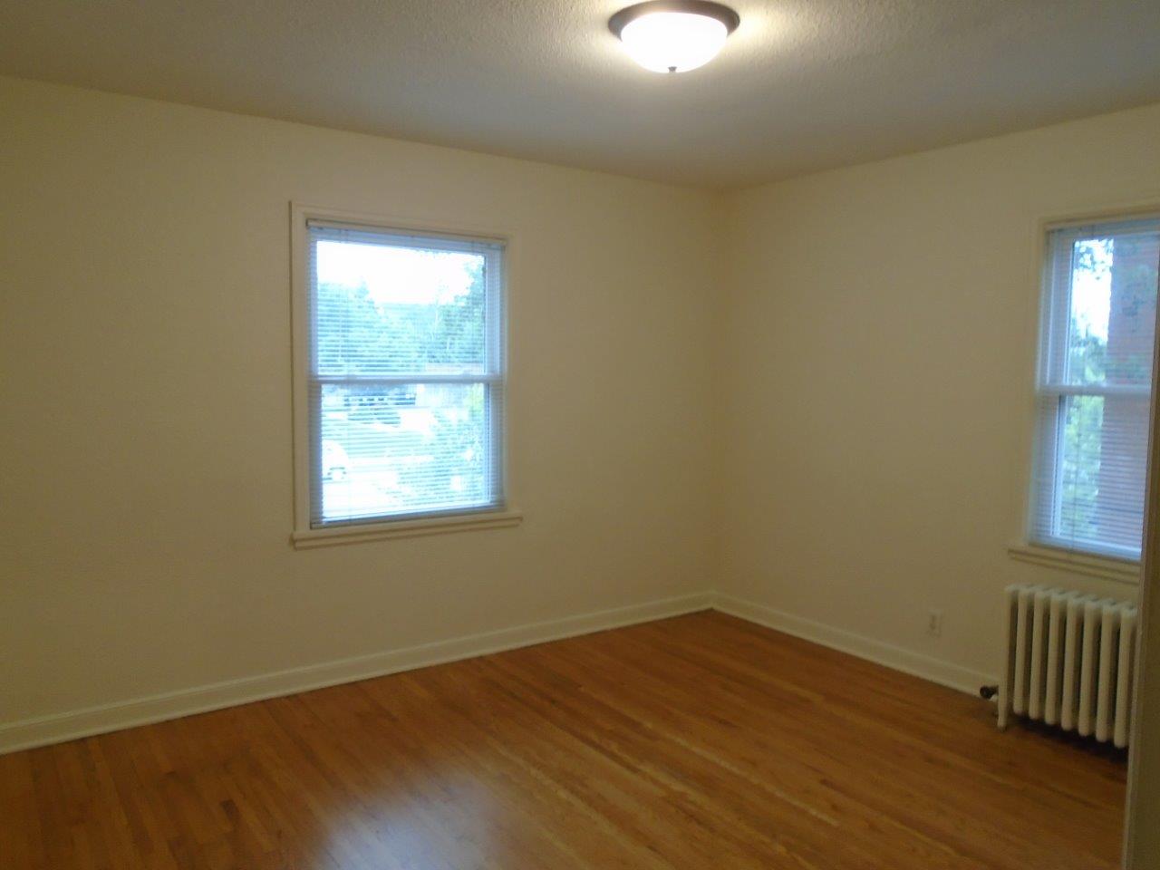 Village Apartments 1921 Image 4