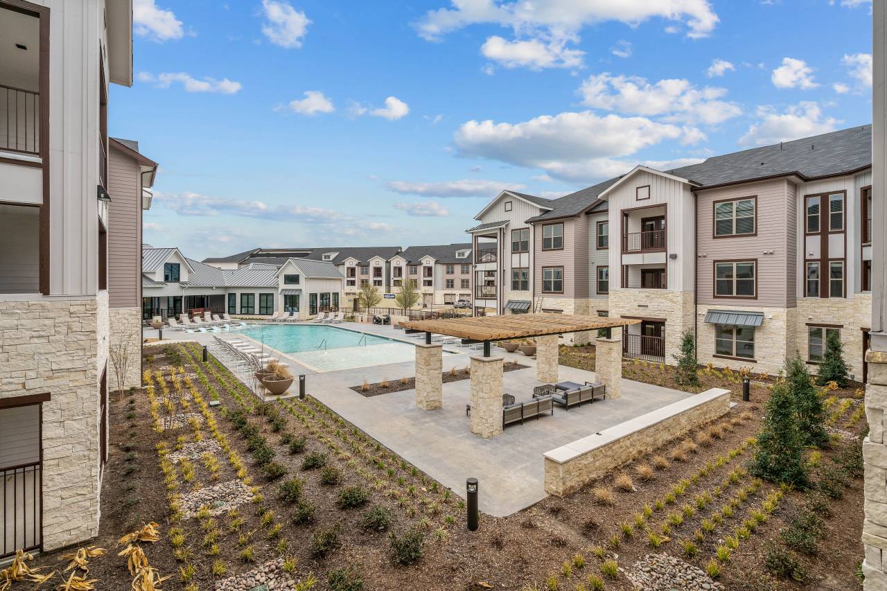 The Riley - Burleson Image 10