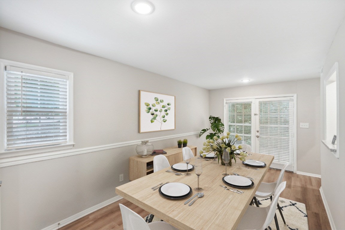 Lake Johnson Mews Image 28
