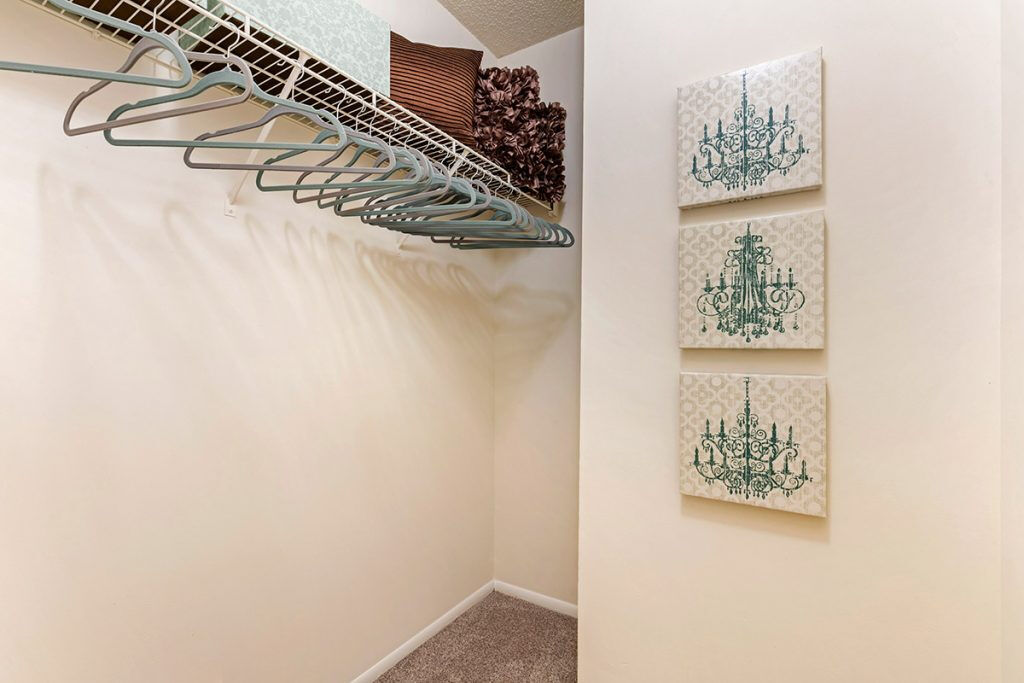 The Commons at University Square Apartments Image 15