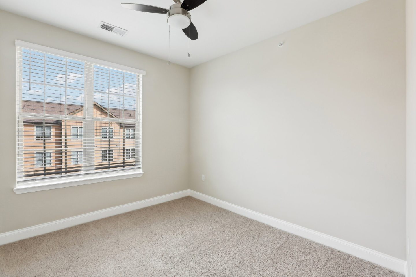 Overall Creek Apartments Image 19