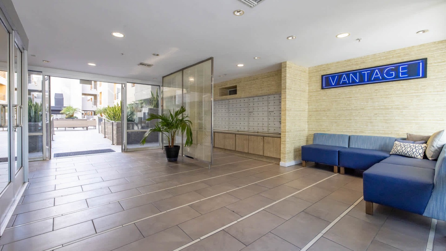 The Vantage Image 10