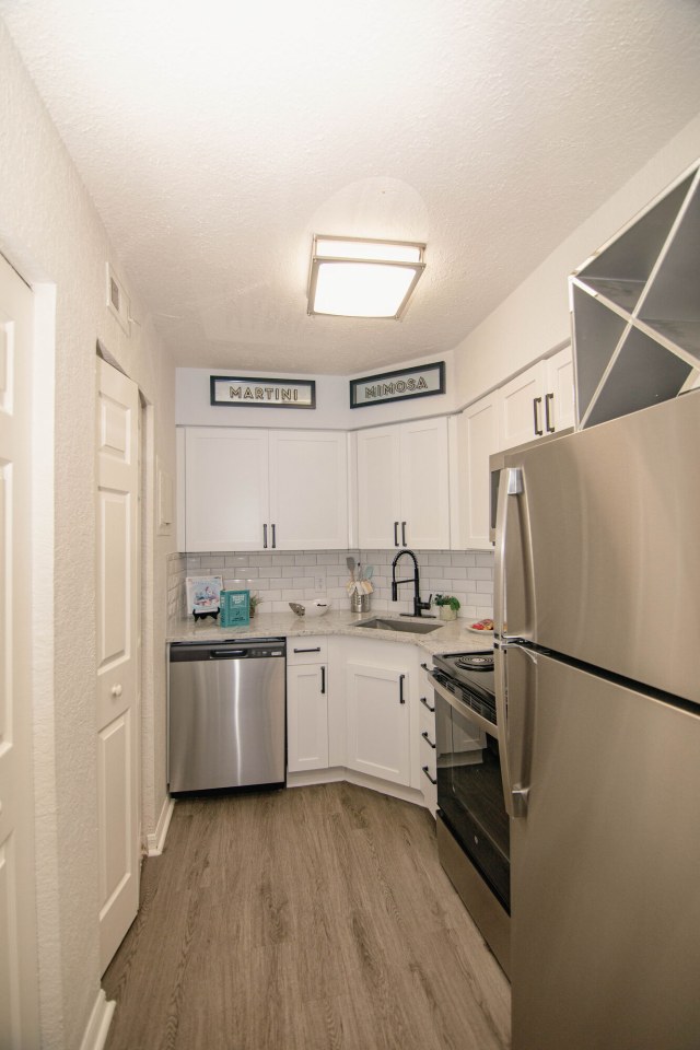 The Laurels Apartment Homes Image 12