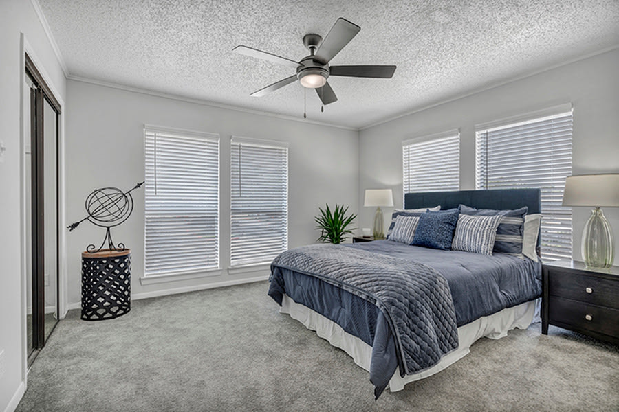 Las Colinas Heights Apartment Homes Image 16