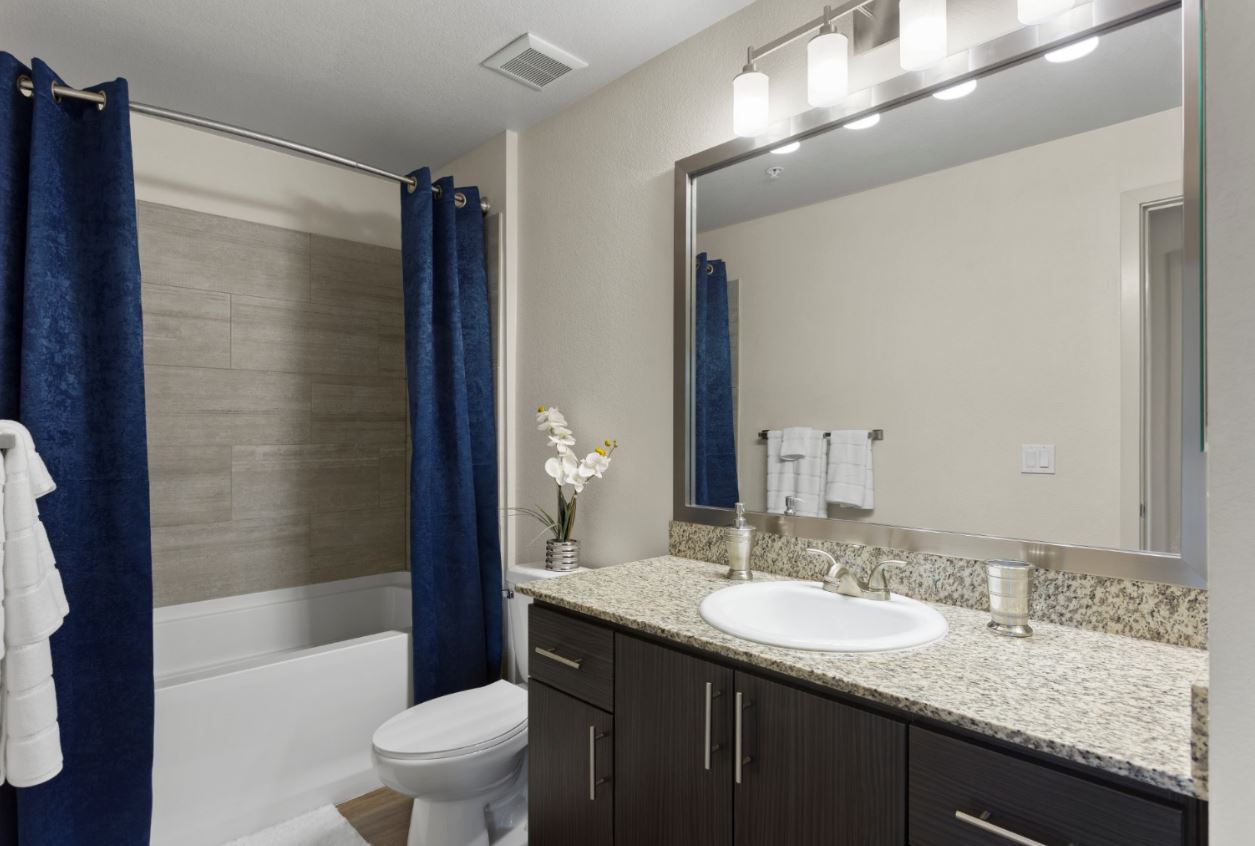 Cortland Biltmore Place Image 18