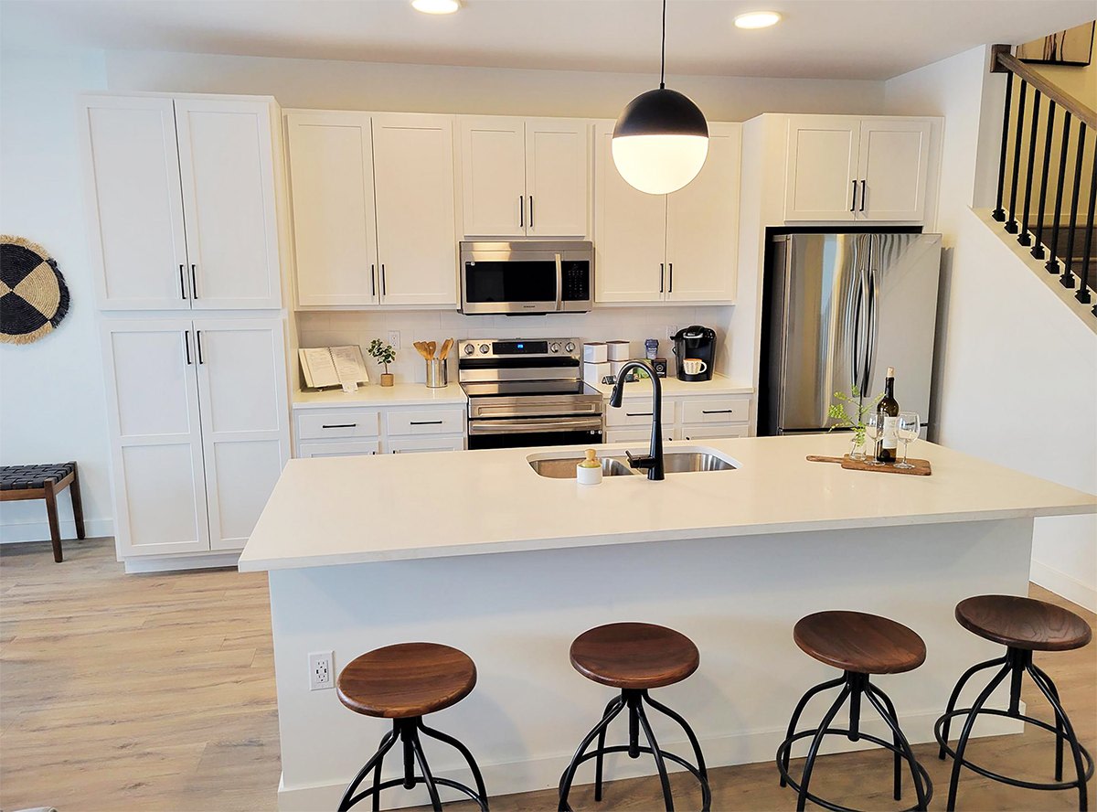 Vanguard Villas Image 9