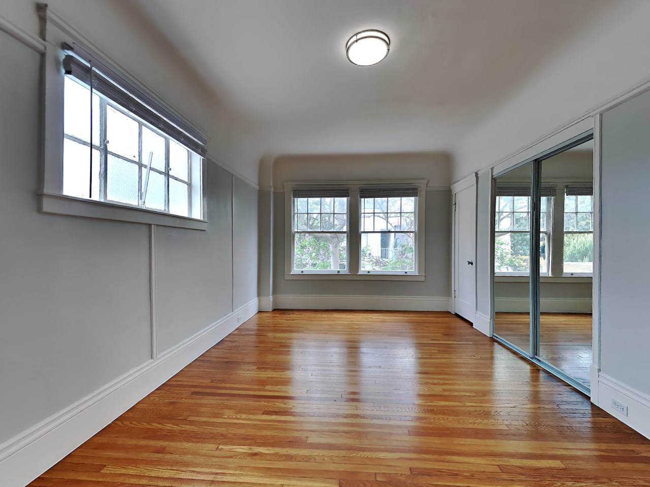 1040 Sutter St. Image 8