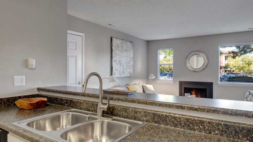 The Grove at City Center Apartments Image 5