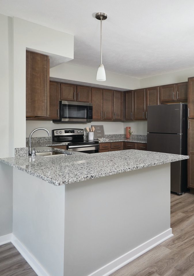 Lakeshore Flats Image 13