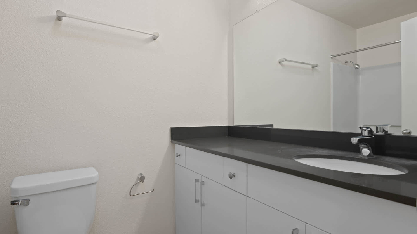 Riva Terra Apartments at Redwood Shores Image 52