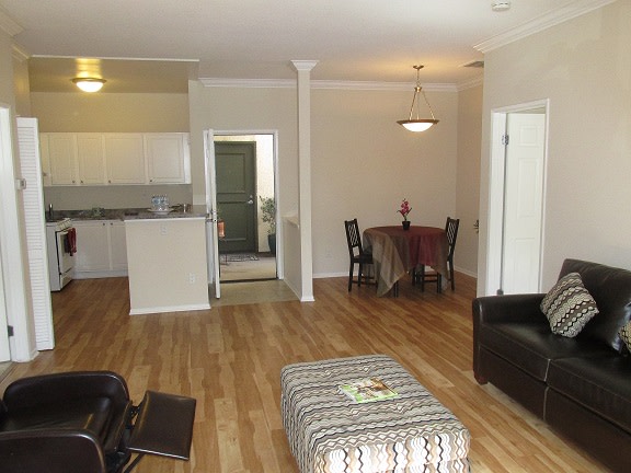 Brighton Vista Apartments Image 9