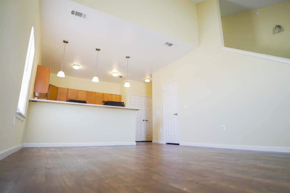Oak Manor Villas Image 3