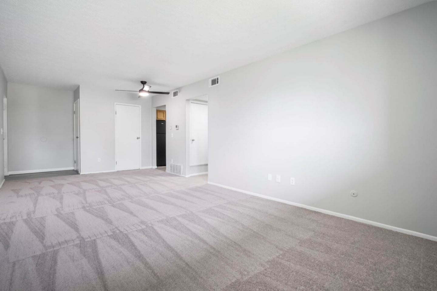 Stone Lodge Apartments Image 8