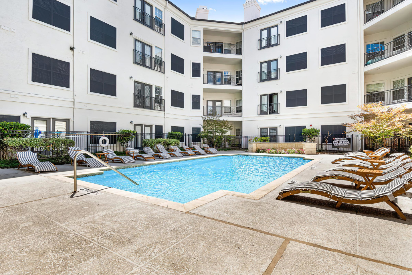 Tides at Midtown Apartments Image 6