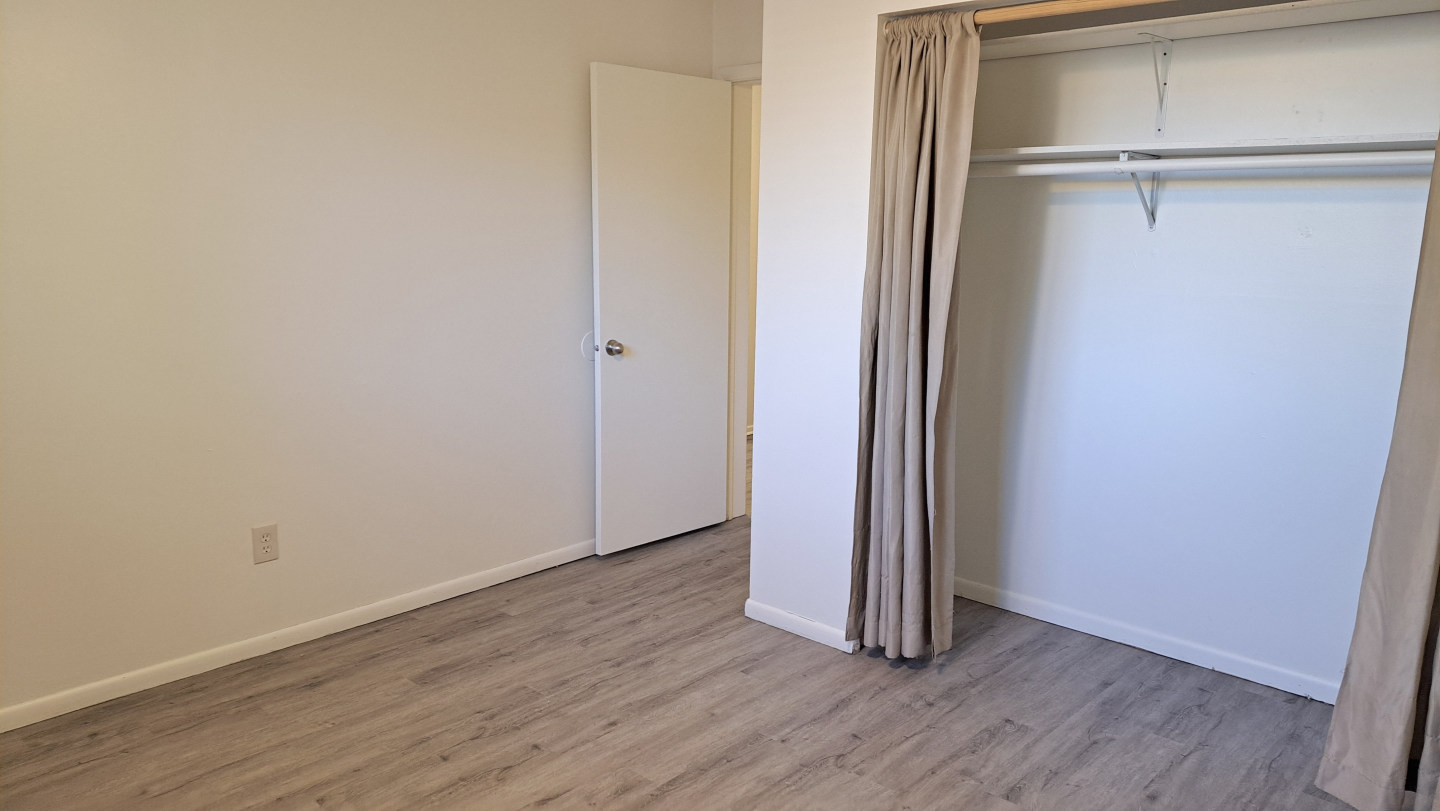 Beard Ave Apartments Image 19