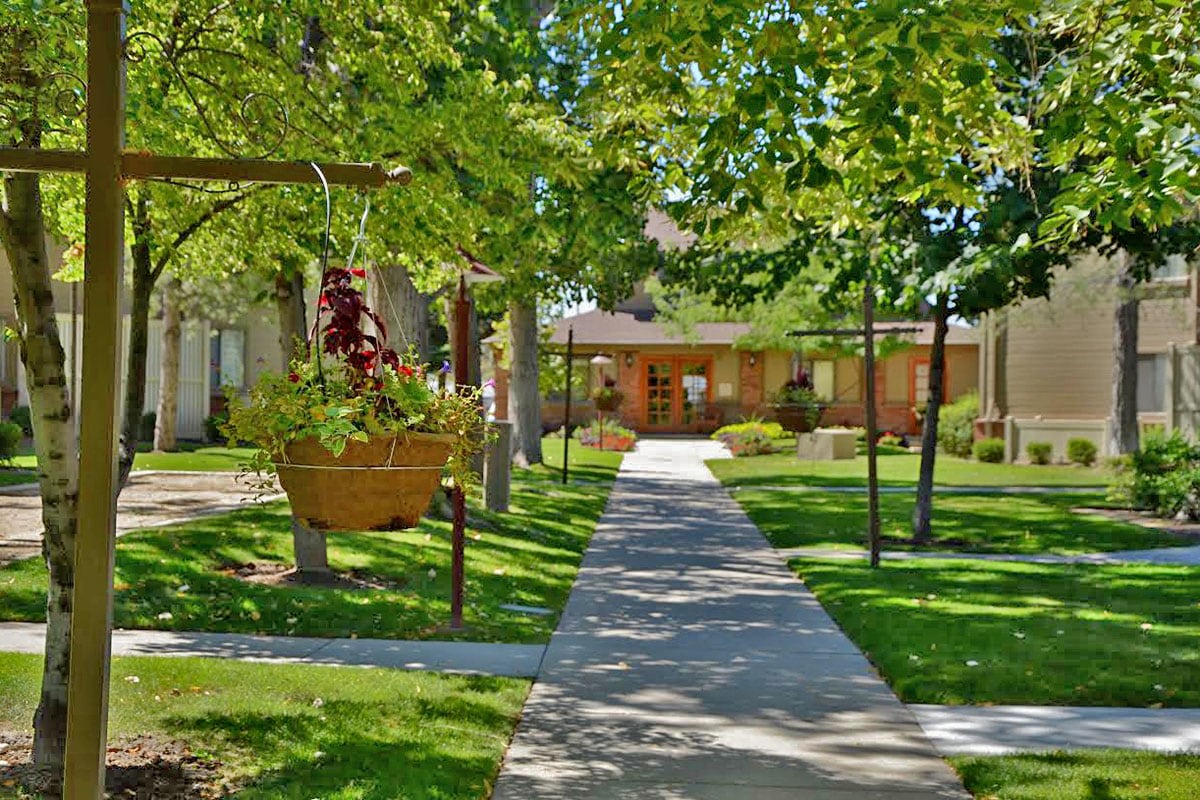Sky Harbor Apartment Homes Image 24