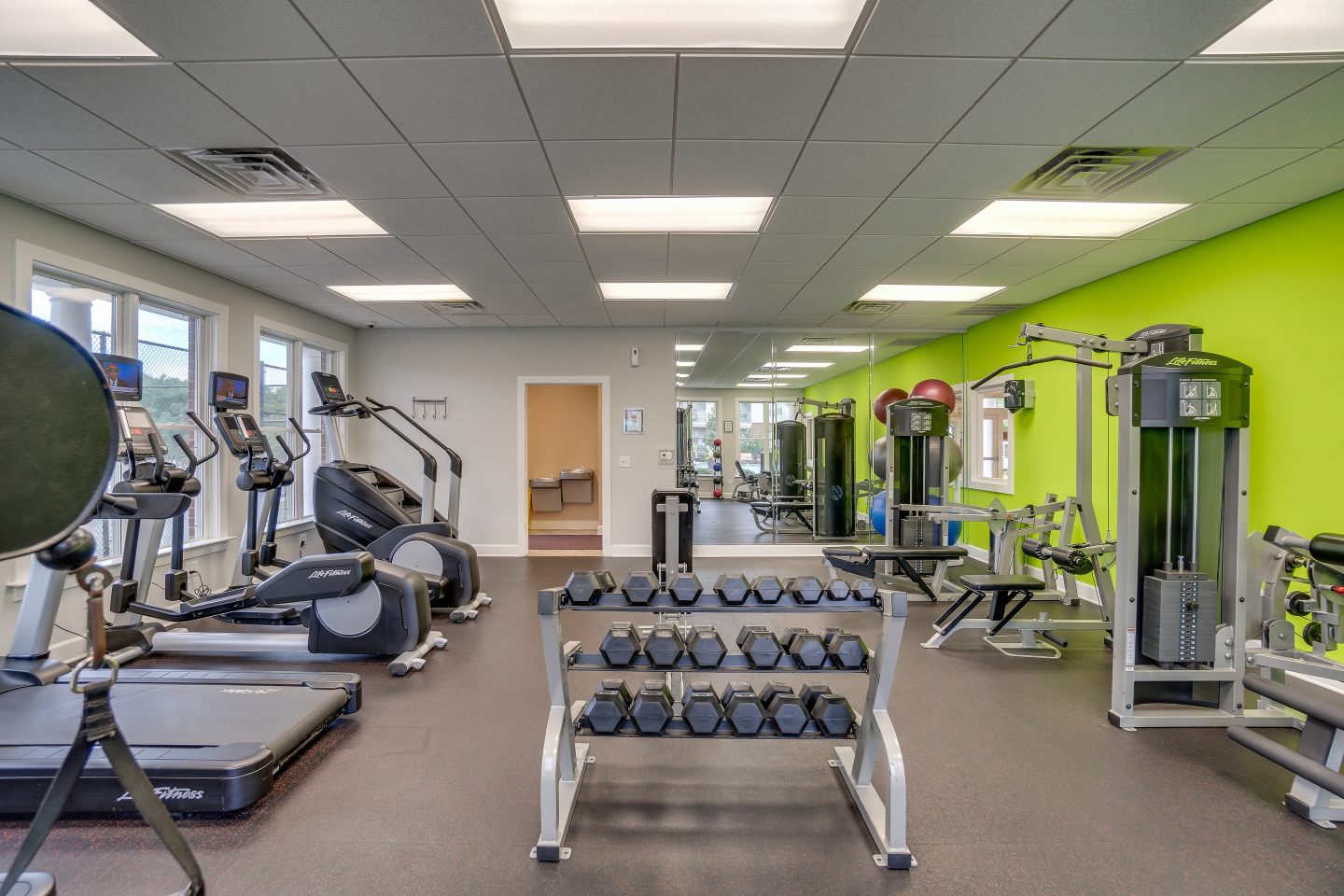 White Oak Luxury Apartments Image 8