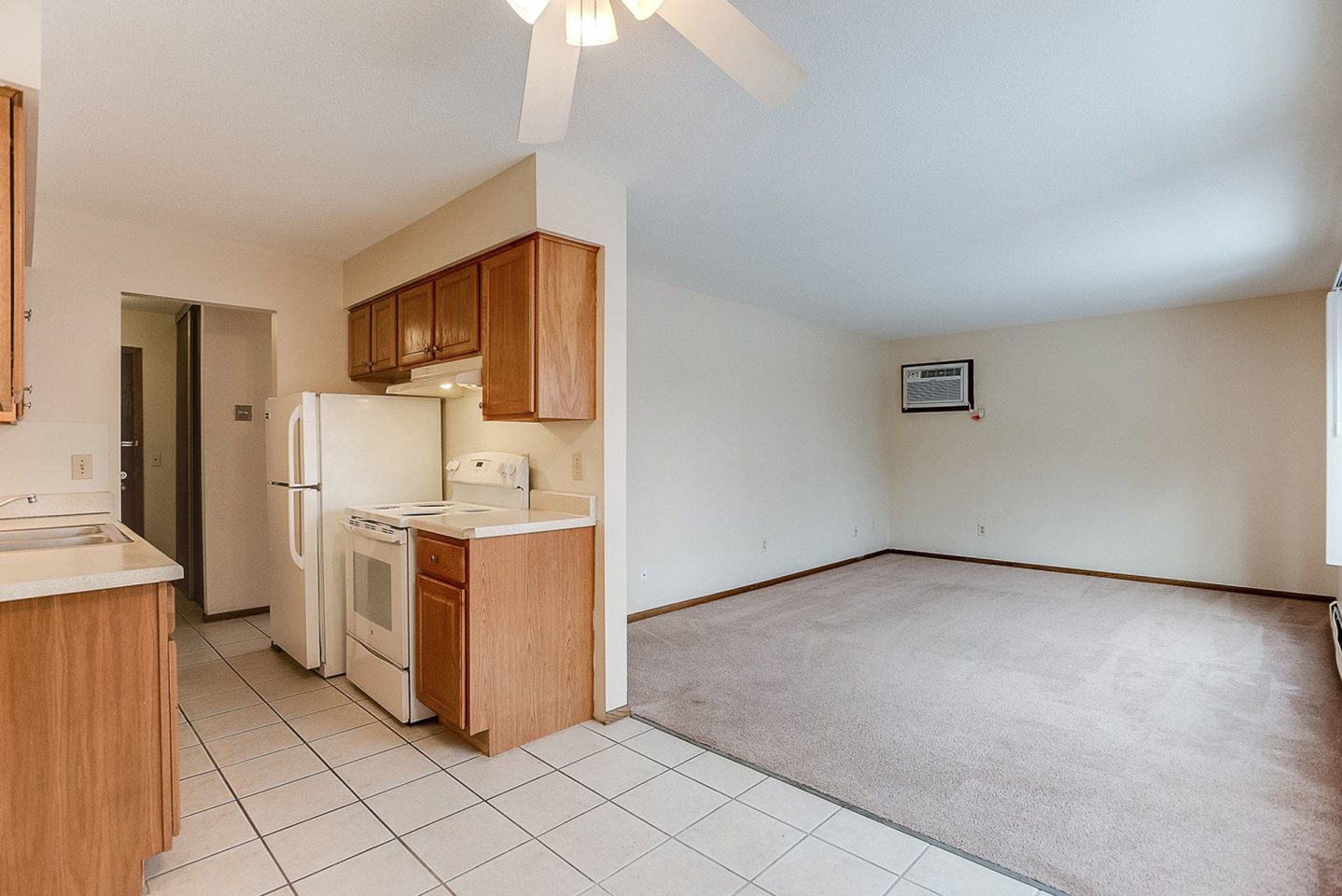4052 Minnehaha Ave Image 7