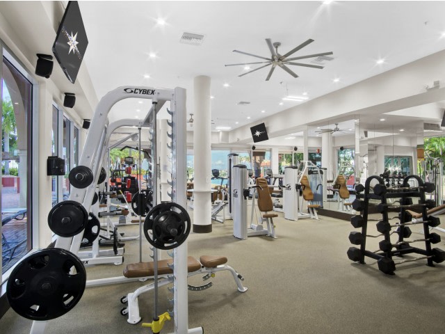 Intracoastal Yacht Club Image 34