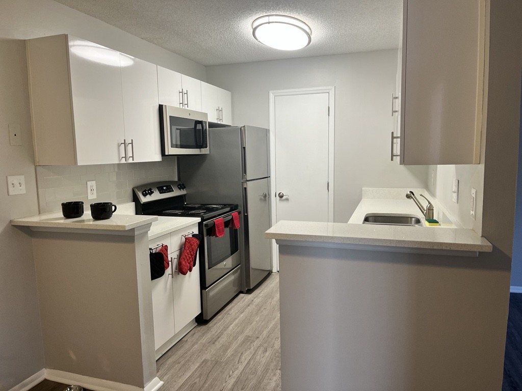 The Commons at University Square Apartments Image 29