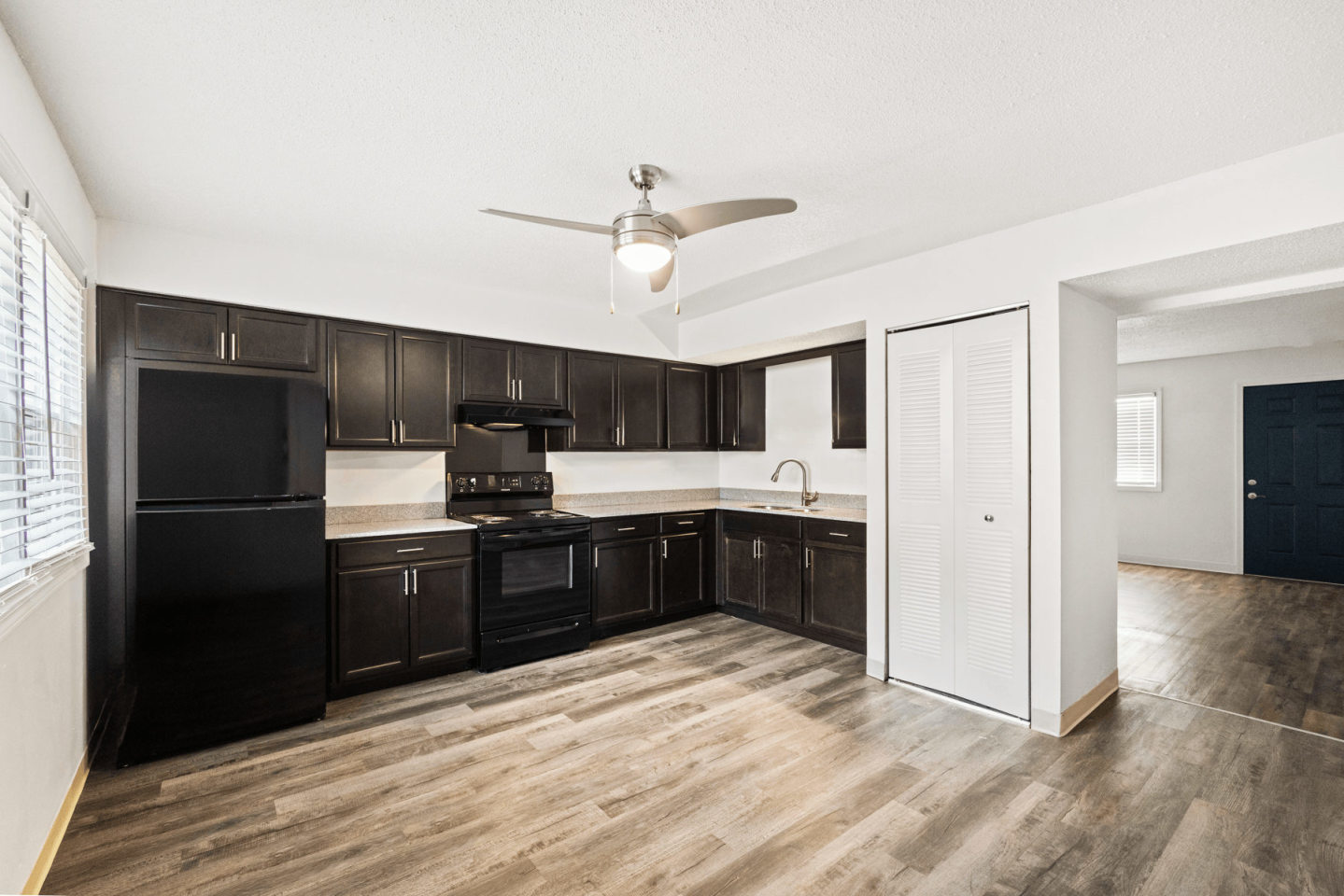 Country View Apartments Image 1