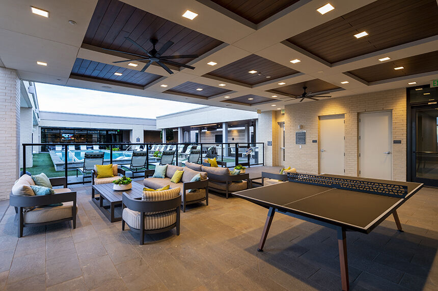 NOVEL River Oaks by Crescent Communities Image 50
